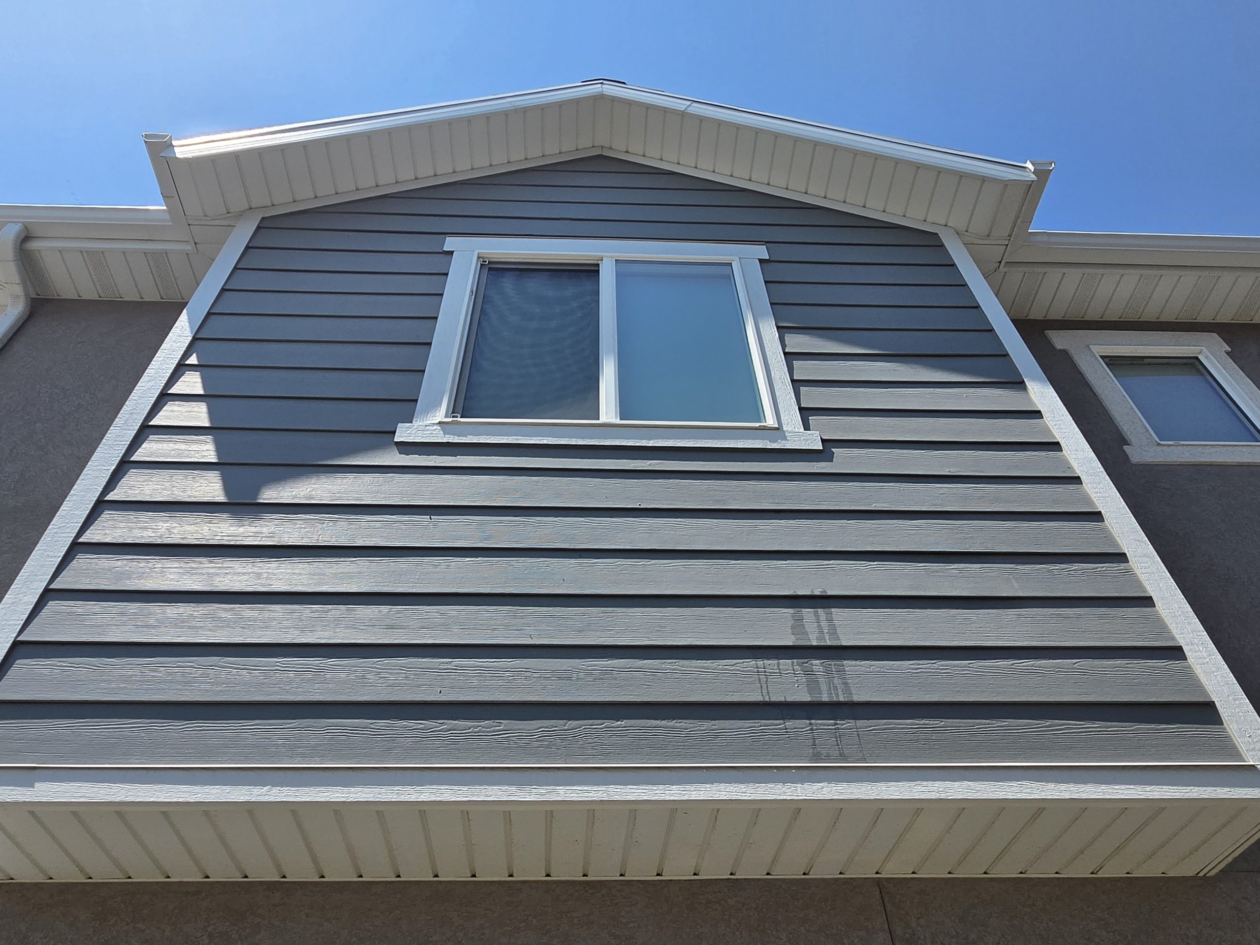 Clean dormer window